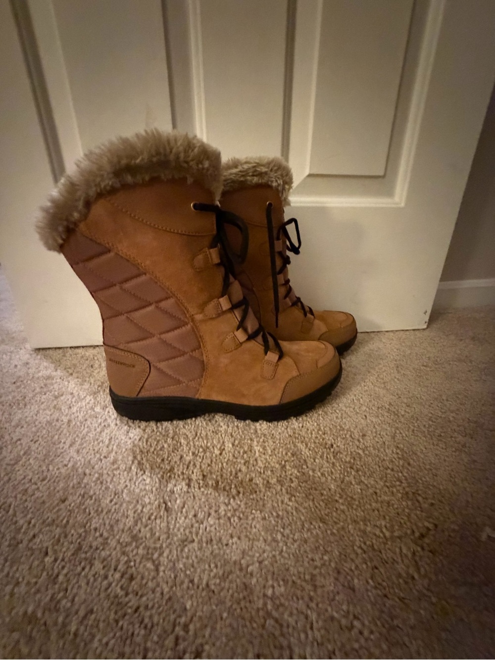 Columbia Ice Maiden II Waterproof Winter Boots Tan Faux Fur Women’s 11 - Picture 2 of 4